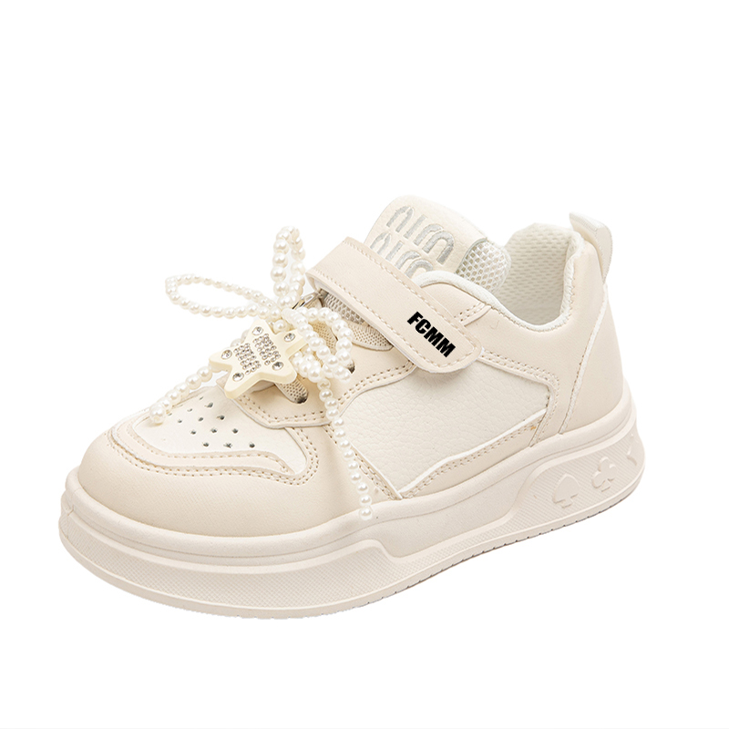 Детская обувь для повседневной жизни FCMM, белый
Детская обувь для повседневной жизни FCMM, белый