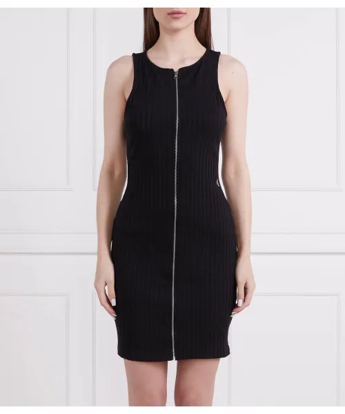 Платье Calvin Klein Jeans, черный
Платье Calvin Klein Jeans, черный