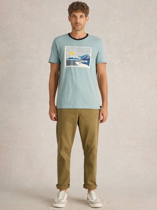 Хлопчатобумажная футболка с пикантным графическим рисунком обычного кроя с коротким рукавом White Stuff, синий/разноцветный
Хлопчатобумажная футболка с пикантным графическим рисунком обычного кроя с коротким рукавом White Stuff, синий/разноцветный