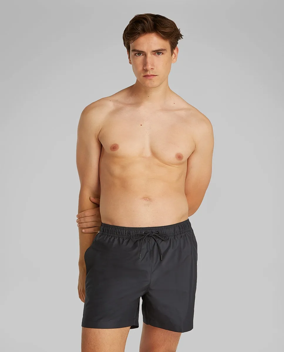 Купальник средней длины с двойным поясом Calvin Klein, черный
Купальник средней длины с двойным поясом Calvin Klein, черный