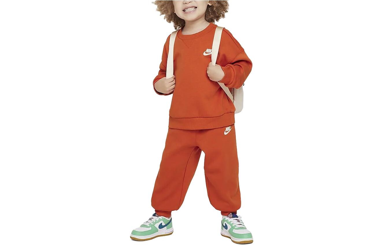 Детский комплект Nike TD, цвет Campfire orange
Детский комплект Nike TD, цвет Campfire orange