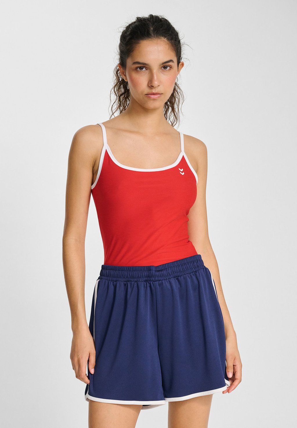 Топ Hummel, красный
Топ Hummel, красный