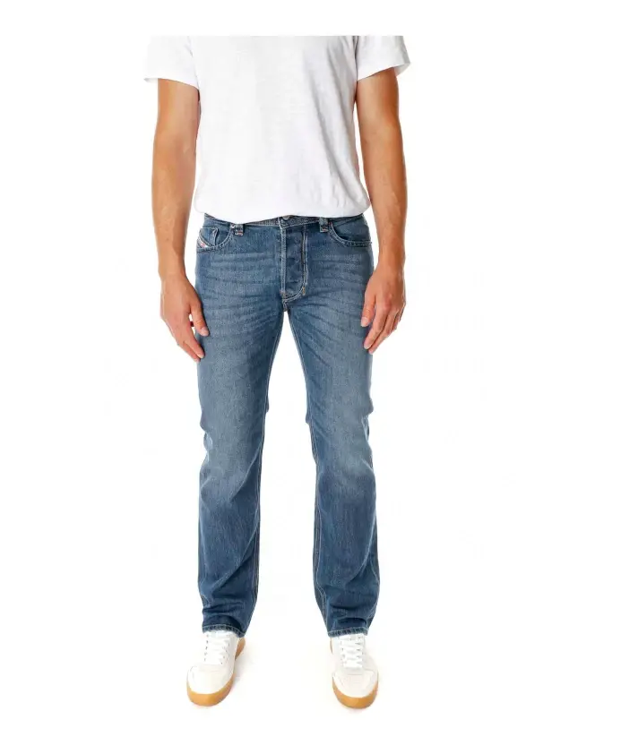 Классические джинсы прямого кроя со средней посадкой. Diesel, синий
Классические джинсы прямого кроя со средней посадкой. Diesel, синий