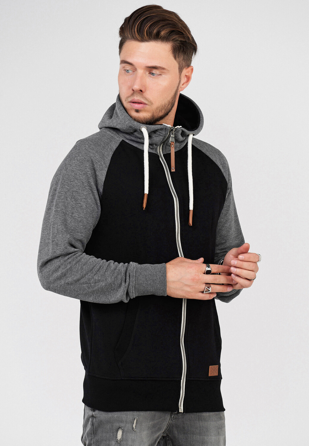 Толстовка SOUL STAR MSWEVERETT Hoodie Weicher Kapuzenpullover Sweatshirt, черный 
Толстовка SOUL STAR MSWEVERETT Hoodie Weicher Kapuzenpullover Sweatshirt, черный