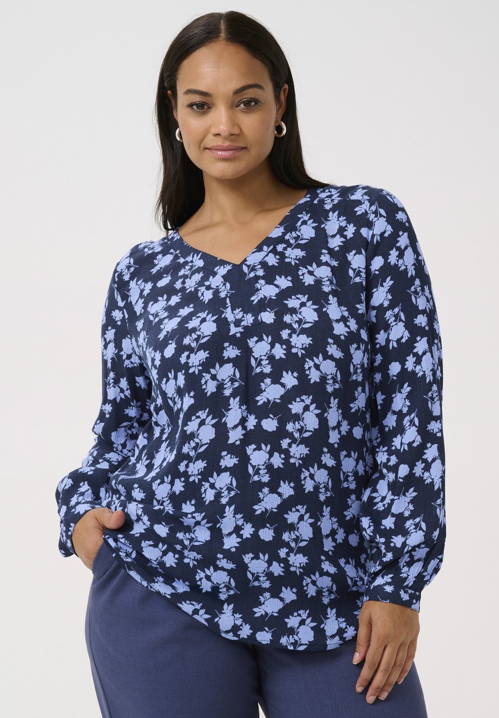 Блуза PRINTED Kaffe Curve, синий
Блуза PRINTED Kaffe Curve, синий