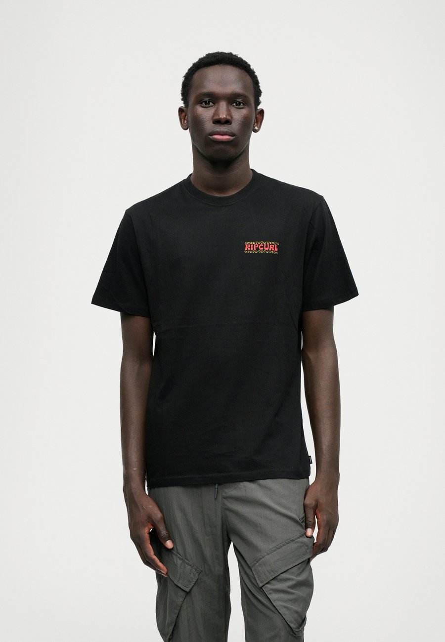 Футболка Rip Curl SHREDDING TEE UNISEX, Black, Черный, Футболка Rip Curl SHREDDING TEE UNISEX, Black
Футболка Rip Curl SHREDDING TEE UNISEX, Black, Черный, Футболка Rip Curl SHREDDING TEE UNISEX, Black