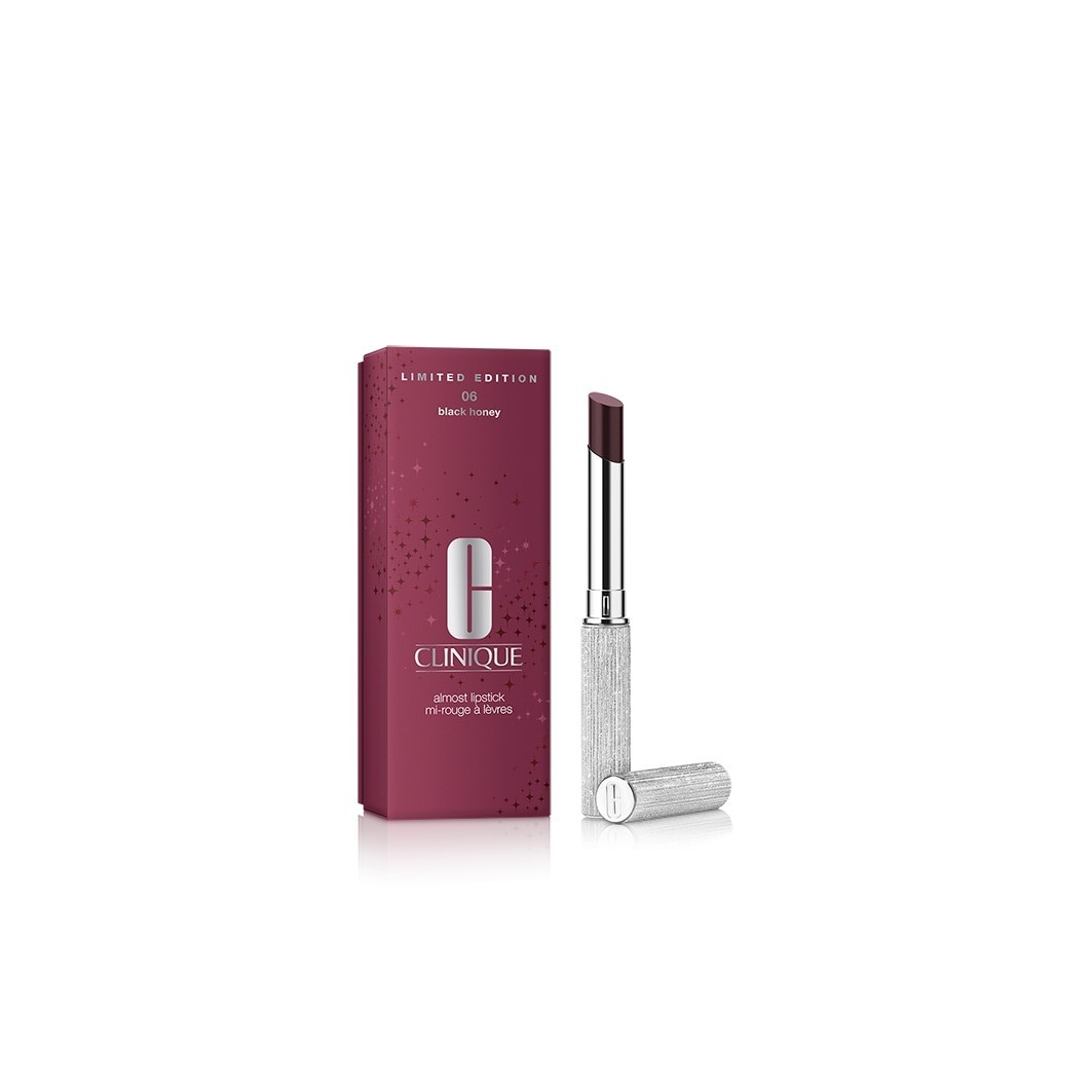 Губная помада holiday set / limited edition packaging: almost lipstick in black honey Clinique, вес 1.9 гр.
Губная помада holiday set / limited edition packaging: almost lipstick in black honey Clinique, вес 1.9 гр.
