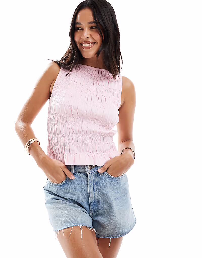 Майка ASOS DESIGN неровной формы со сборками нежно-розового цвета
Майка ASOS DESIGN неровной формы со сборками нежно-розового цвета