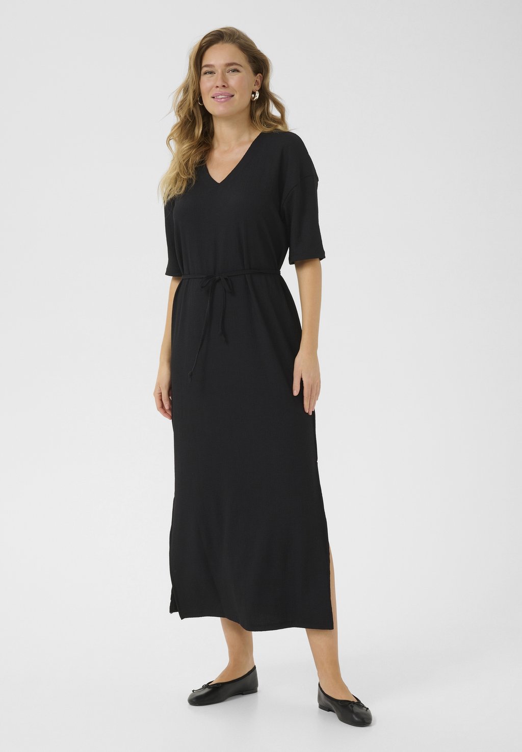 Повседневное платье KAIVANNA TEA Kaffe, цвет Black Deep
Повседневное платье KAIVANNA TEA Kaffe, цвет Black Deep