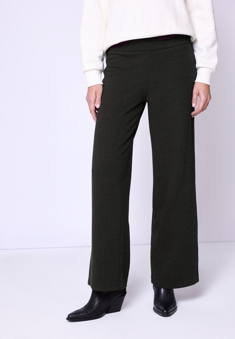 Брюки Street One Studio HERRINGBONE WIDE , Schwarz/Black
Брюки Street One Studio HERRINGBONE WIDE , Schwarz/Black