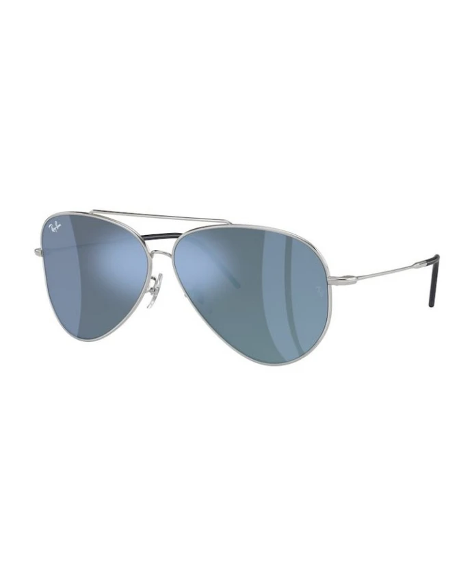 Стильные солнцезащитные очки-авиаторы Ray-Ban, серый
Стильные солнцезащитные очки-авиаторы Ray-Ban, серый