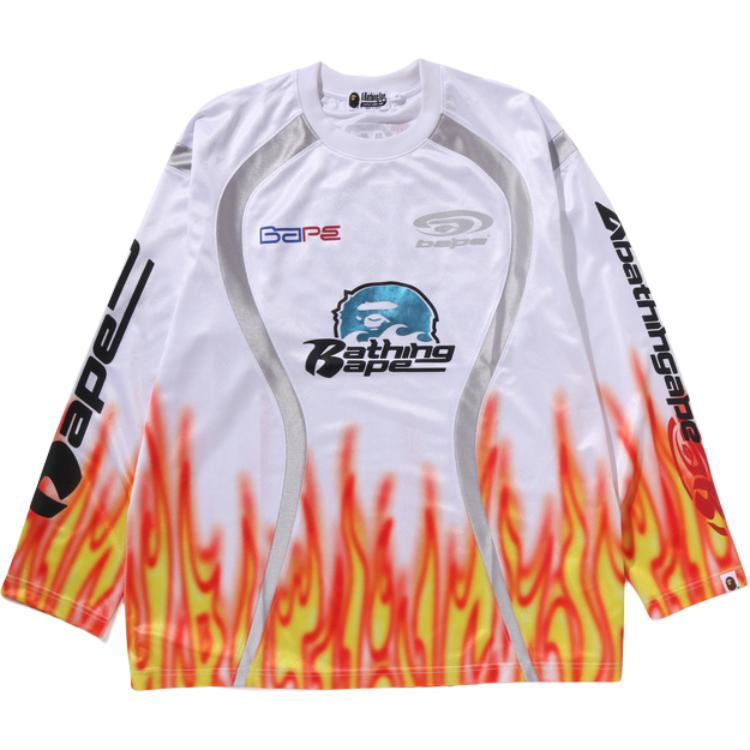 A BATHING APE Футболка Bape Flame Pattern Multilogo Relaxed Fit
A BATHING APE Футболка Bape Flame Pattern Multilogo Relaxed Fit