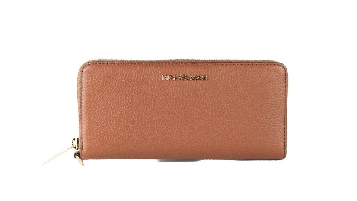 Кошелек Continental из шагреневой кожи Jet Set Travel, большой чемодан, коричневый Michael Kors
Кошелек Continental из шагреневой кожи Jet Set Travel, большой чемодан, коричневый Michael Kors