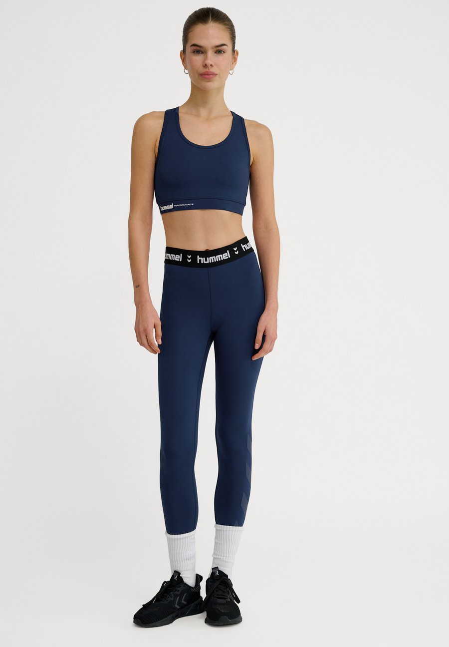 Бюстгальтер Hummel PULSE, Dress Blues/Blue
Бюстгальтер Hummel PULSE, Dress Blues/Blue