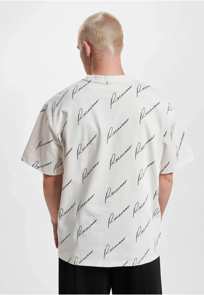 Футболка Rocawear " Rocawear Мужская футболка Rocawear Atlanta", цвет Offwhiteblack
Футболка Rocawear " Rocawear Мужская футболка Rocawear Atlanta", цвет Offwhiteblack