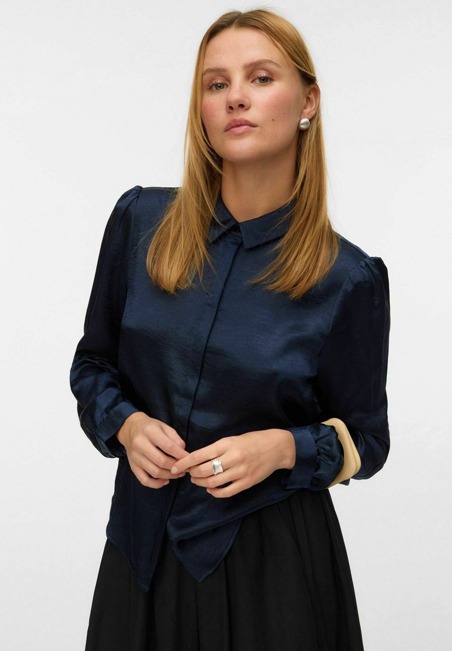 Блуза Vero Moda VMTINA, Navy Blazer/Dark Blue
Блуза Vero Moda VMTINA, Navy Blazer/Dark Blue