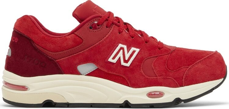 Кроссовки Kith x 1700 'Canada Pack - Rococco Red', красный
Кроссовки Kith x 1700 'Canada Pack - Rococco Red', красный