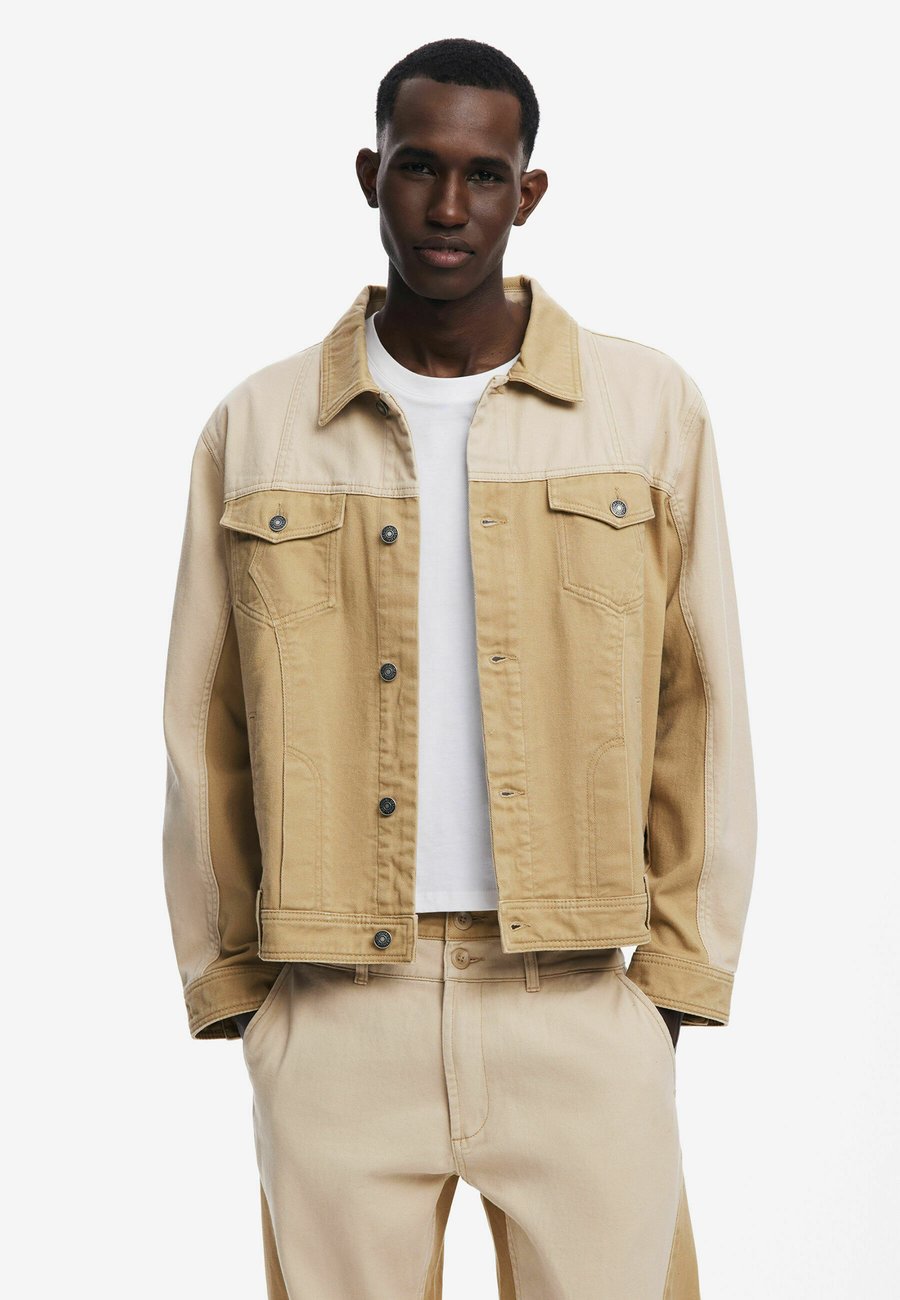 Куртка Desigual CONTRAST, Beige
Куртка Desigual CONTRAST, Beige