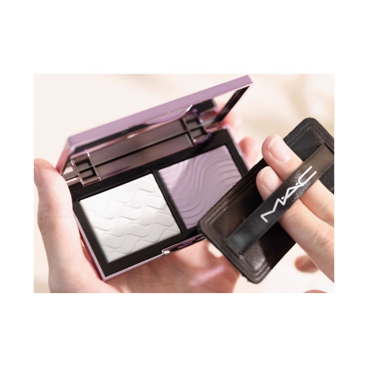 MAC Помада-пуля пурпурная белая кремовая набор макияжа для коррекции тона кожи 7г+3,5г
MAC Помада-пуля пурпурная белая кремовая набор макияжа для коррекции тона кожи 7г+3,5г