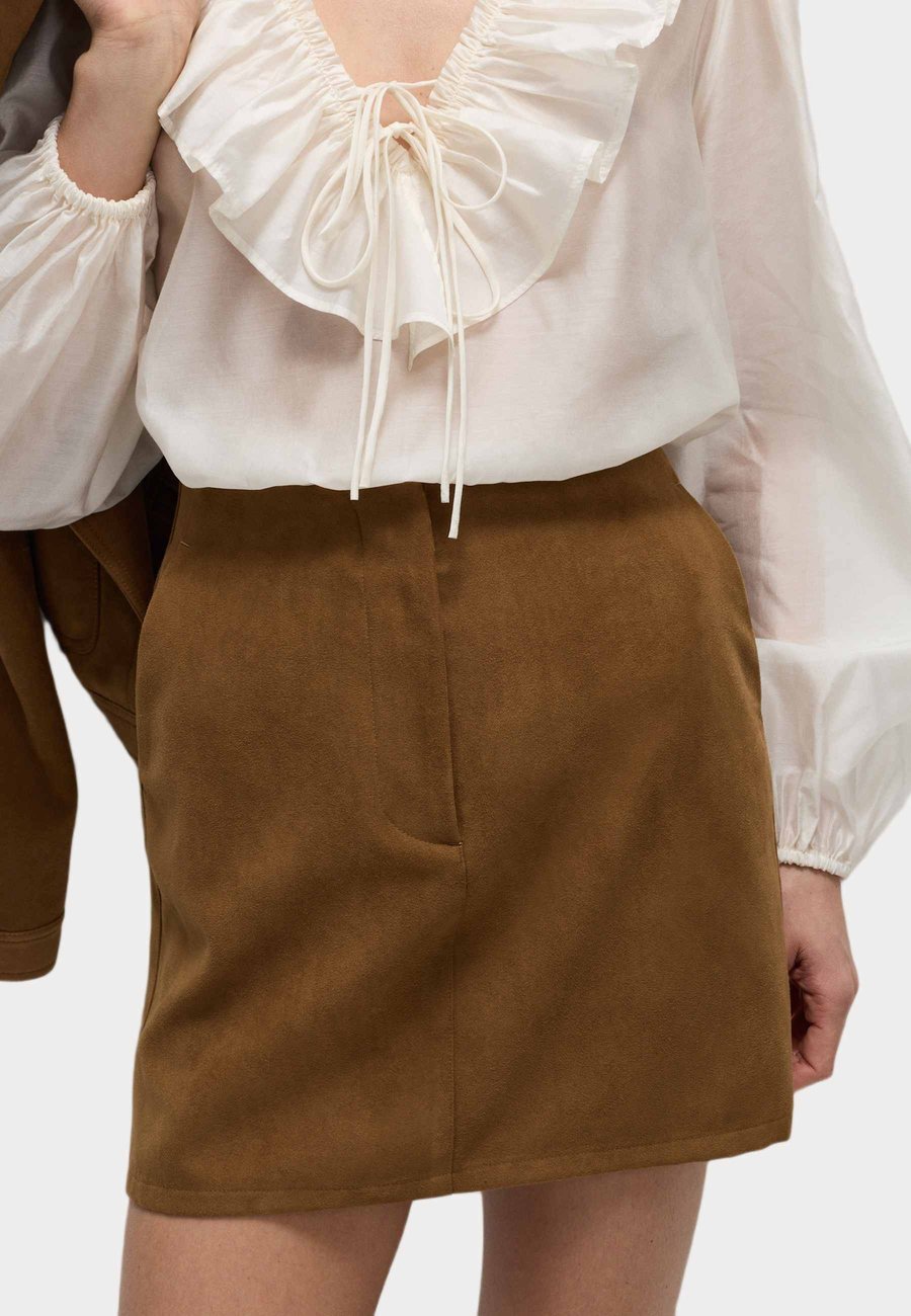 Юбка Marks & Spencer Mini skirt, Tan
Юбка Marks & Spencer Mini skirt, Tan