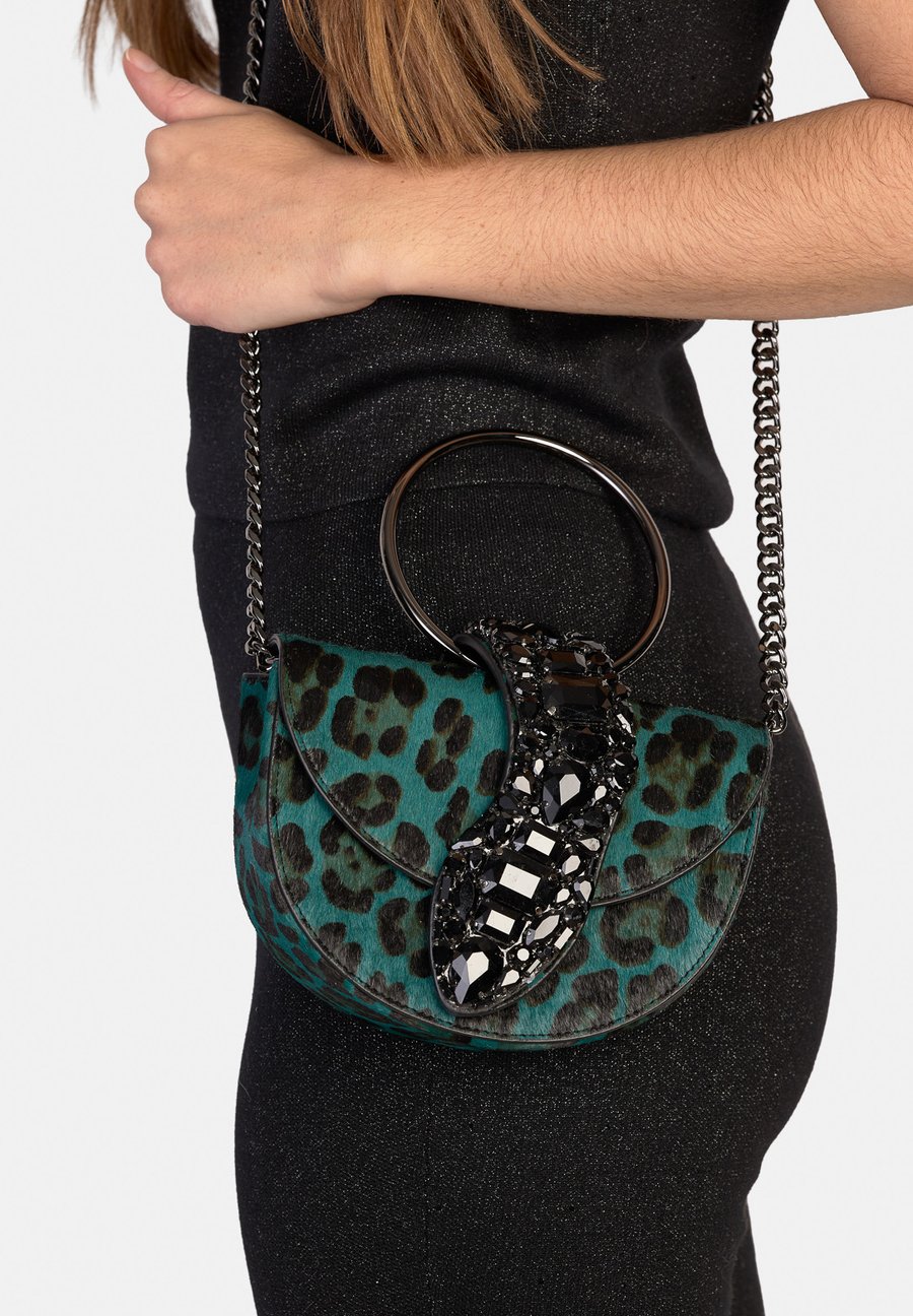 Сумка кросс-боди Alma en Pena Cross body bag, Verde Oscuro Jaspeado/Mottled Dark Green
Сумка кросс-боди Alma en Pena Cross body bag, Verde Oscuro Jaspeado/Mottled Dark Green