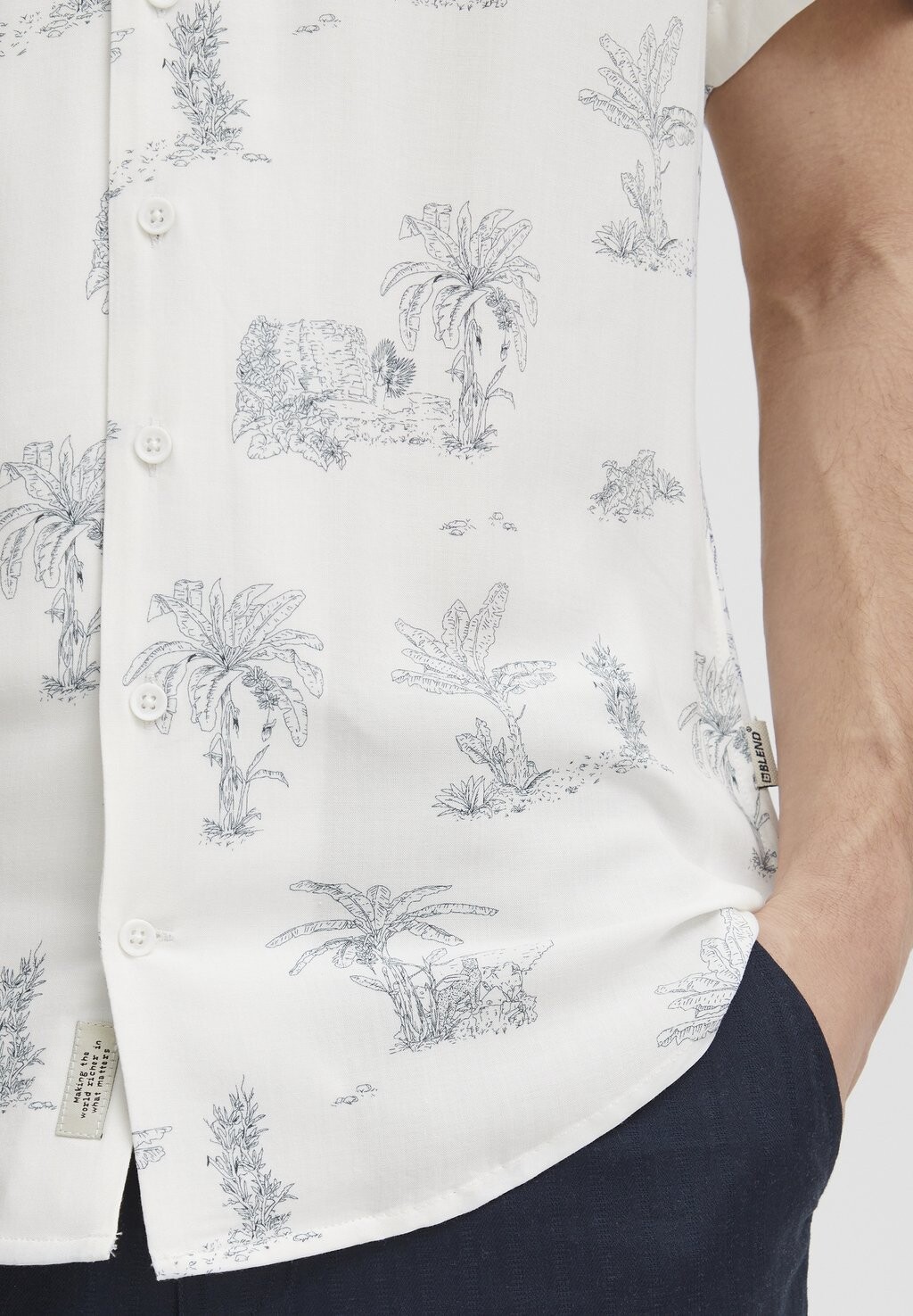 Рубашка Blend, белоснежная
Рубашка Blend, белоснежная