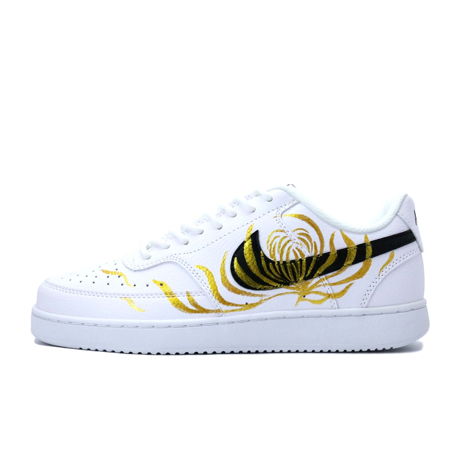 Кроссовки для скейтбординга Court Vision 1 Daisy Halo легкие и износостойкие мужские низкие черно-бело-золотые Nike
Кроссовки для скейтбординга Court Vision 1 Daisy Halo легкие и износостойкие мужские низкие черно-бело-золотые Nike