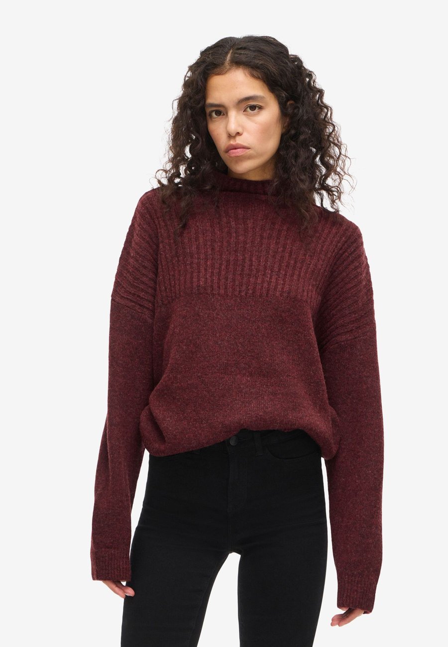 Джемпер Noisy May Jumper, Windsor Wine/Dark Red
Джемпер Noisy May Jumper, Windsor Wine/Dark Red