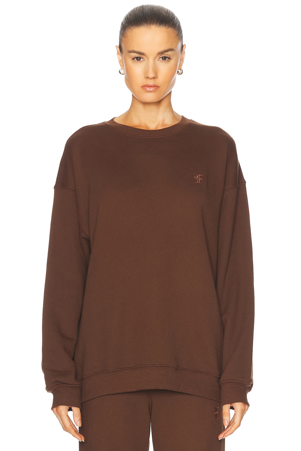 Oversized Crewneck Свитшот Eterne, Chocolate
Oversized Crewneck Свитшот Eterne, Chocolate