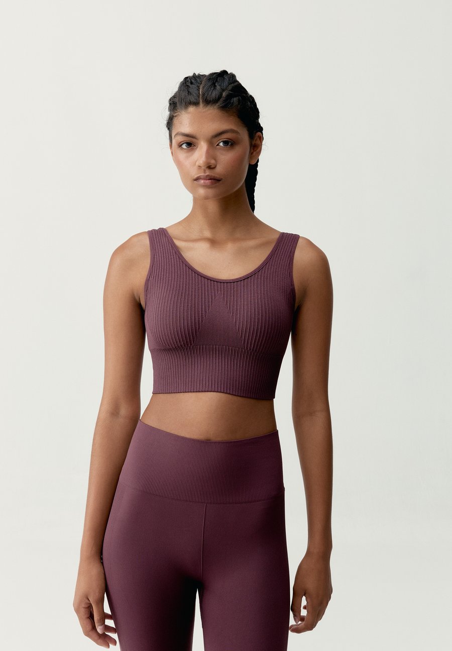 Бюстгальтер Born Living Yoga FLOW, Burdeos/Bordeaux
Бюстгальтер Born Living Yoga FLOW, Burdeos/Bordeaux