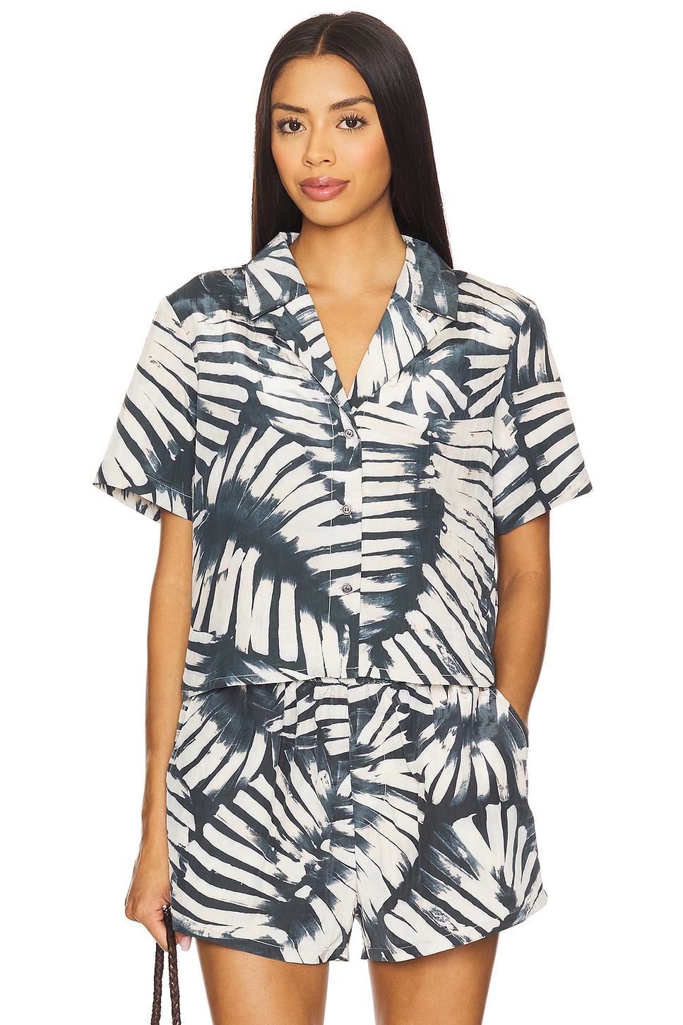 Топ Sandra Steve Madden, black & white
Топ Sandra Steve Madden, black & white