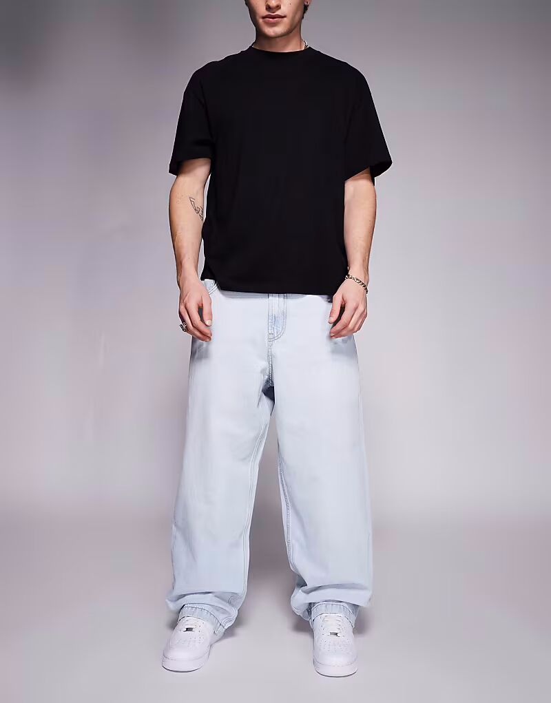 Джинсы супер-мешковатые светло-голубого цвета Bershka
Джинсы супер-мешковатые светло-голубого цвета Bershka