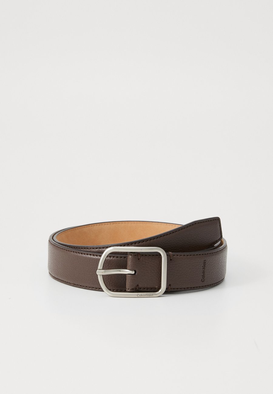 Ремень Calvin Klein CLASSIC ROUND, Ck Dark Brown/Dark Brown
Ремень Calvin Klein CLASSIC ROUND, Ck Dark Brown/Dark Brown