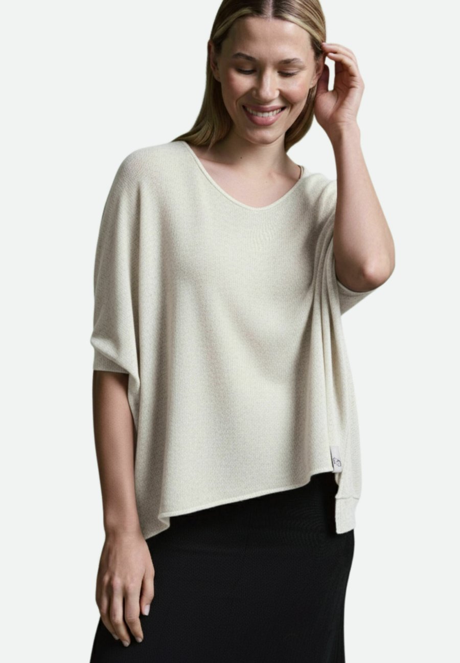 Футболка Cotton Candy V-NECK, Weiß/Off-White
Футболка Cotton Candy V-NECK, Weiß/Off-White