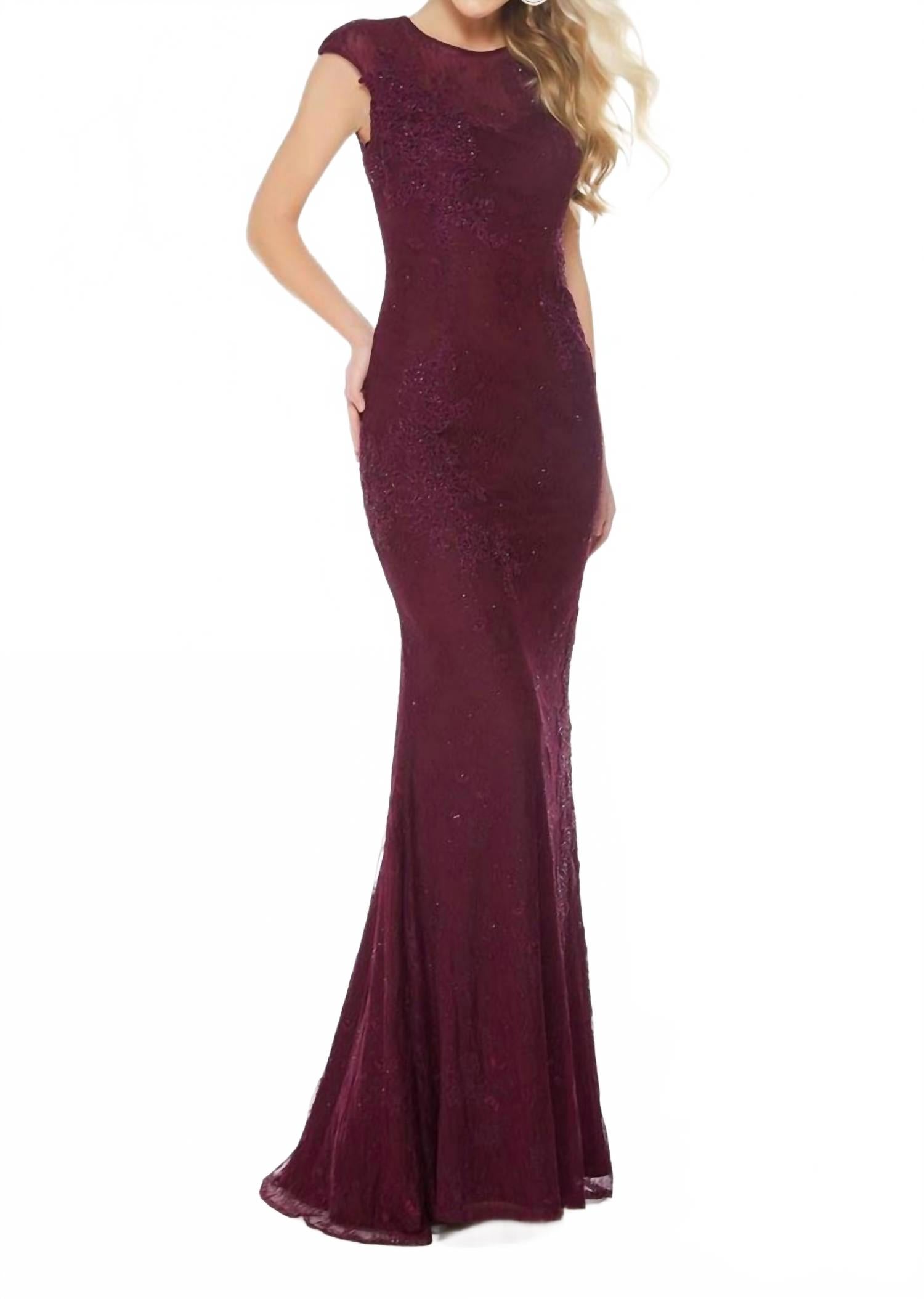 Женское платье-футляр в цвете кларет ALYCE PARIS, Claret
Женское платье-футляр в цвете кларет ALYCE PARIS, Claret