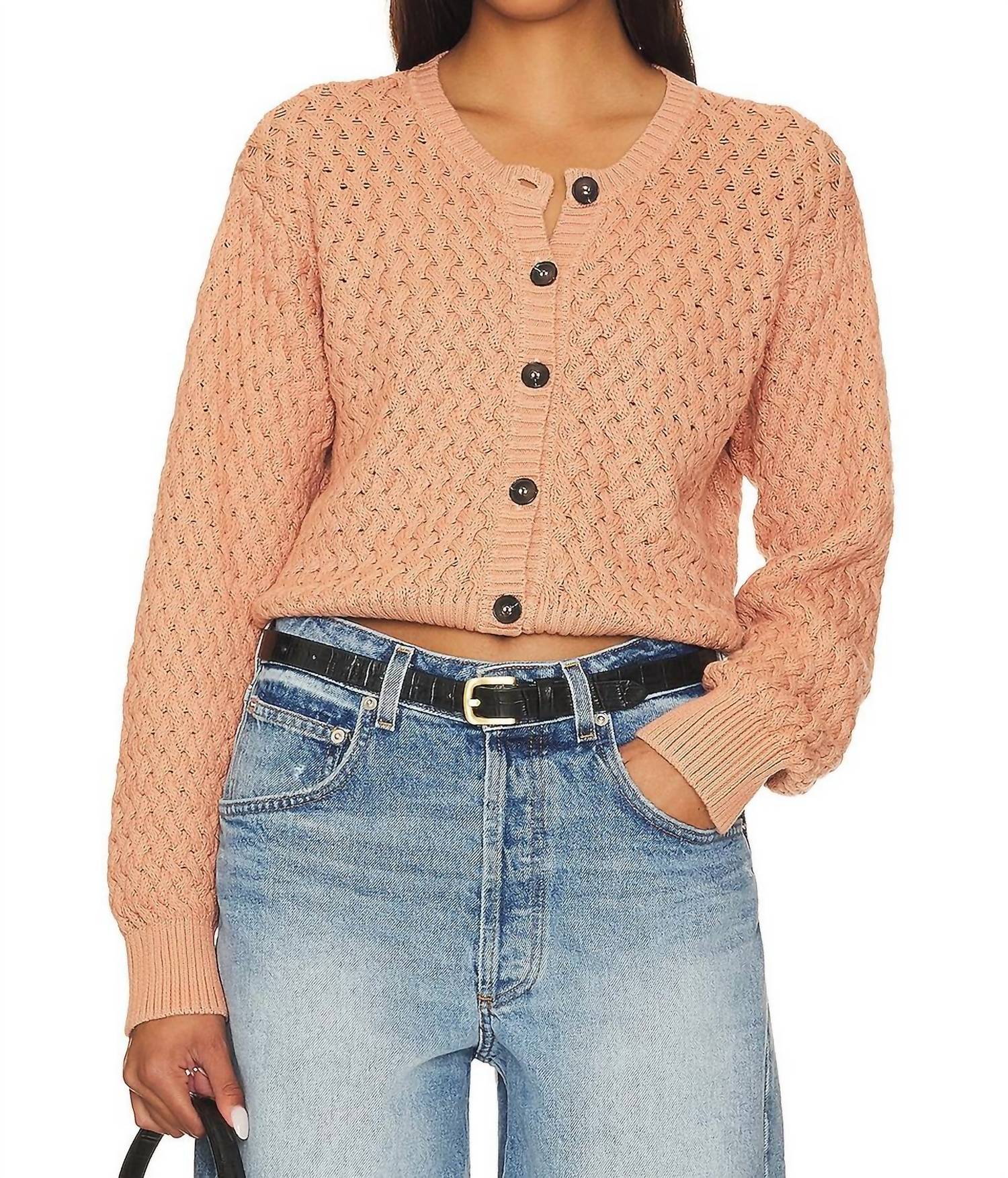 Кардиган Stable из натурально окрашенной акации THE GREAT, цвет natural dyed acacia
Кардиган Stable из натурально окрашенной акации THE GREAT, цвет natural dyed acacia