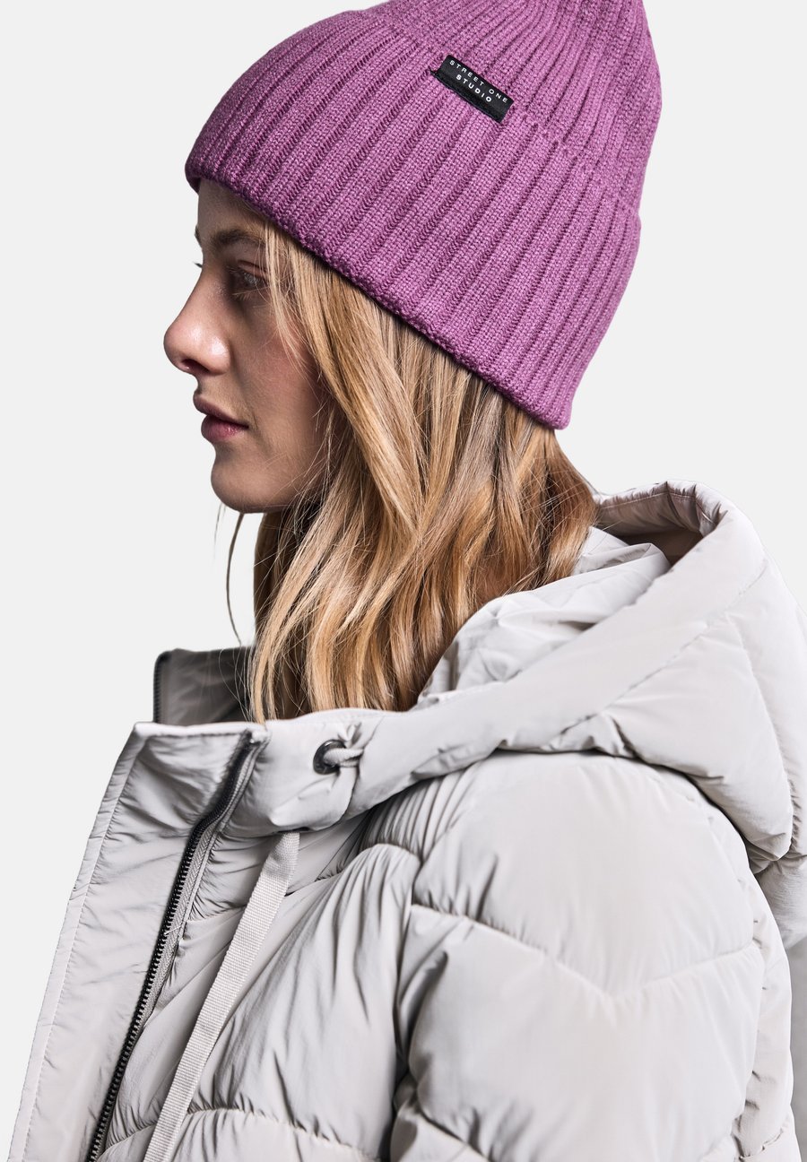 Шапка Street One Studio Beanie, Pink
Шапка Street One Studio Beanie, Pink