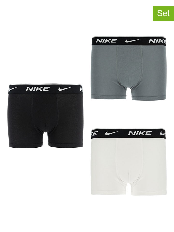 Боксеры Nike Sportswear
Боксеры Nike Sportswear