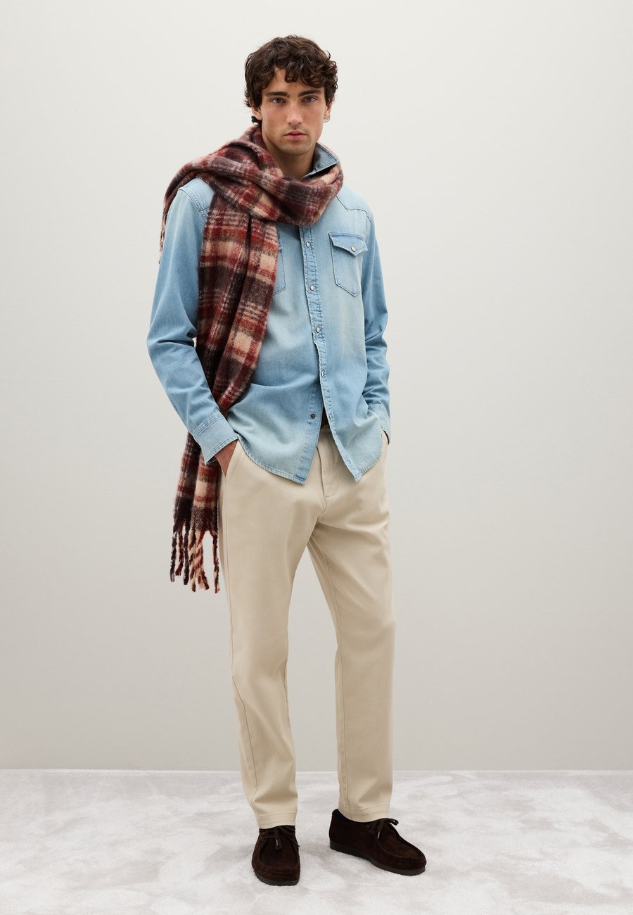 Шарф PIOMBO Scarf, Brown/Red/Brown
Шарф PIOMBO Scarf, Brown/Red/Brown