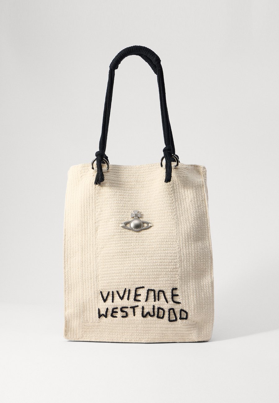 Сумка-шоппер Vivienne Westwood MABEL, Cream/Beige
Сумка-шоппер Vivienne Westwood MABEL, Cream/Beige