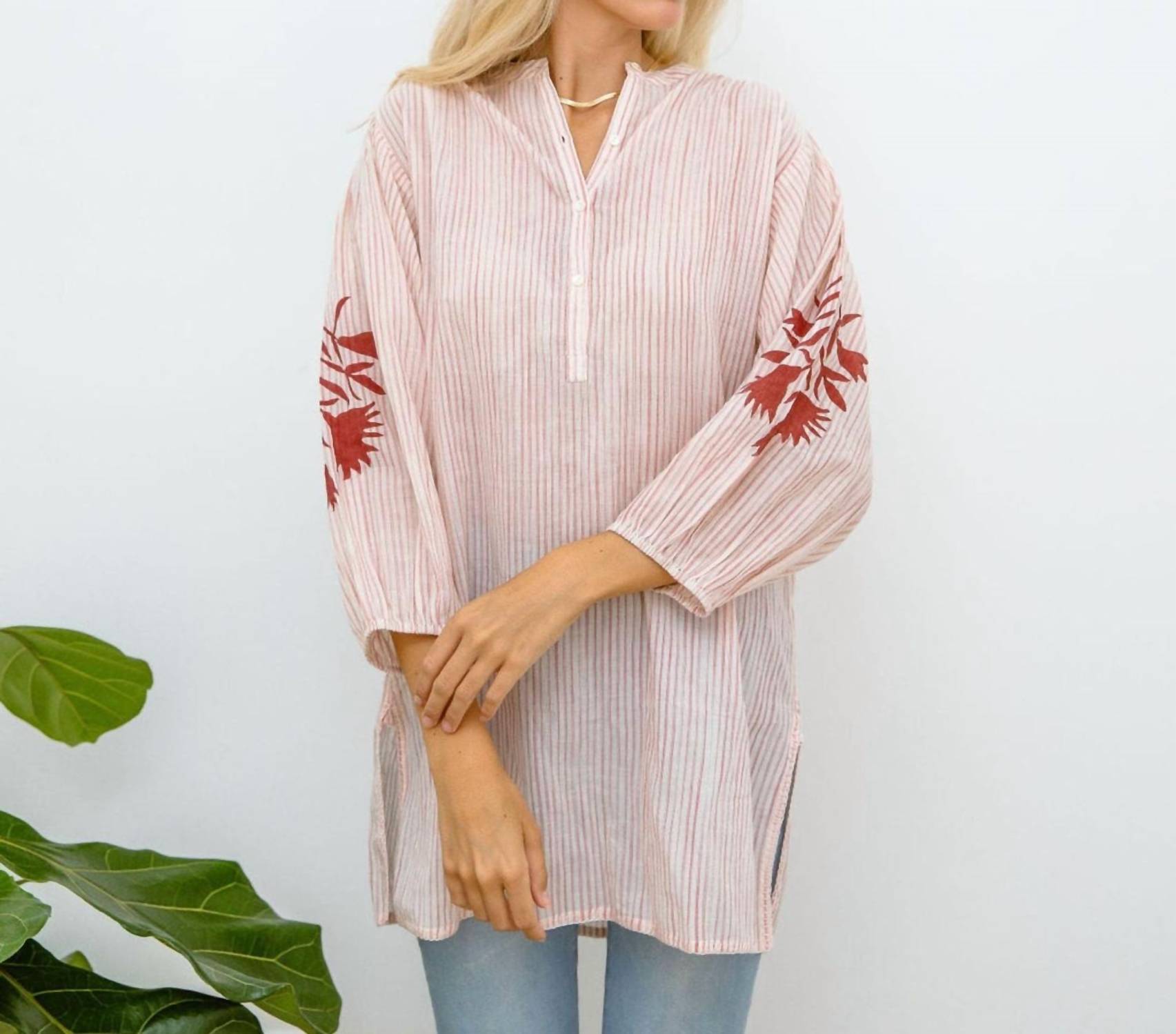 Туника Cliffside в красную полоску кабана Erica Wilson
Туника Cliffside в красную полоску кабана Erica Wilson