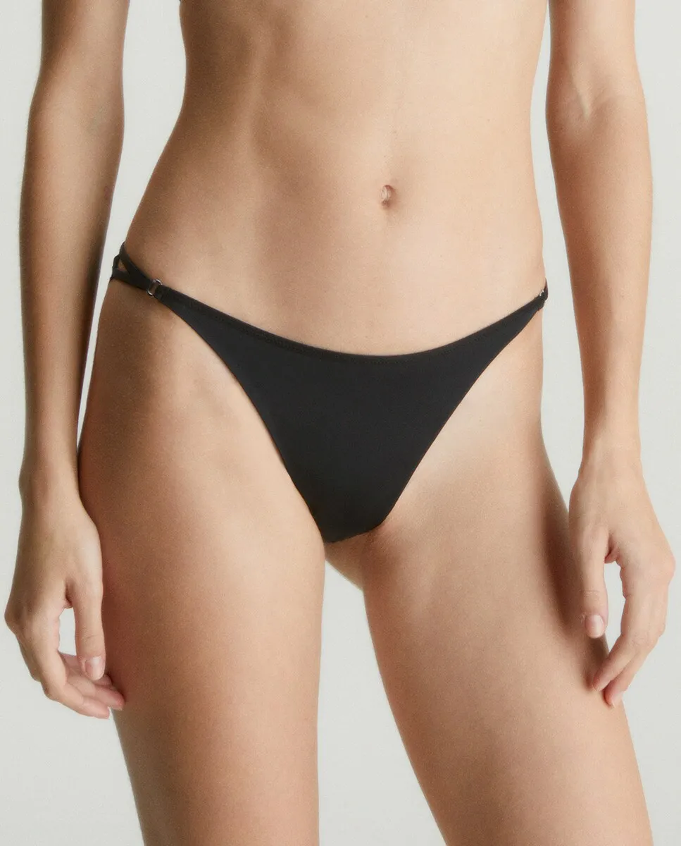 Классические трусики - Минималист Calvin Klein, черный
Классические трусики - Минималист Calvin Klein, черный