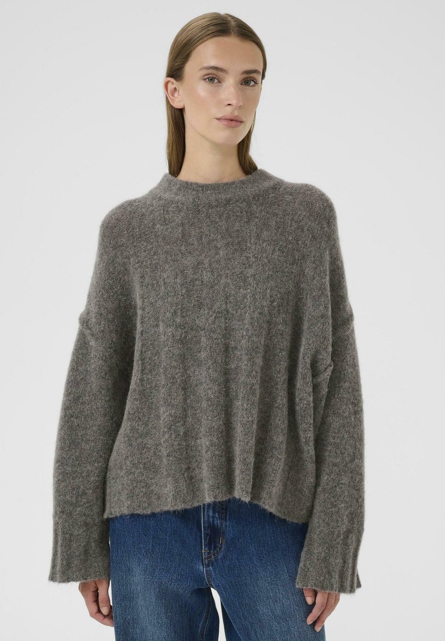 Джемпер Karen by Simonsen BLAKE LARA ONECK, Dark Gray Melange/Dark Grey
Джемпер Karen by Simonsen BLAKE LARA ONECK, Dark Gray Melange/Dark Grey