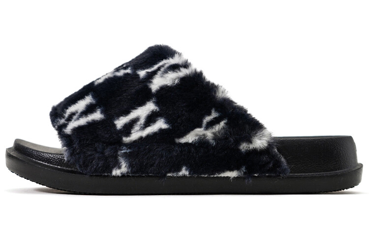 Шлепанцы MLB унисекс, черный
Шлепанцы MLB унисекс, черный