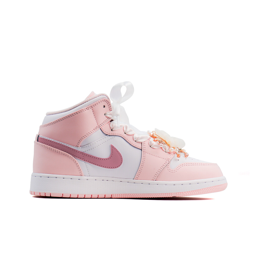 Кроссовки Air Jordan 1 Vintage Basketball Shoes Women's Mid-top Pink/white, розовый
Кроссовки Air Jordan 1 Vintage Basketball Shoes Women's Mid-top Pink/white, розовый