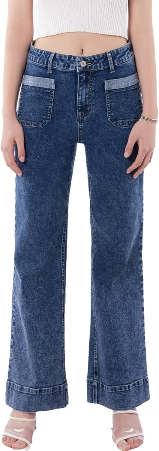 Женские джинсы с высокой талией и расклешенным силуэтом
Женские джинсы с высокой талией и расклешенным силуэтом