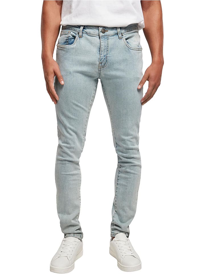 Urban Classics Джинсы - зауженный крой - светло-голубого цвета
Urban Classics Джинсы - зауженный крой - светло-голубого цвета