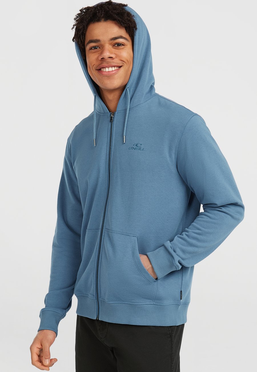 Толстовка O'Neill SMALL LOGO, Mozart Blue/Blue, Синий, Толстовка O'Neill SMALL LOGO, Mozart Blue/Blue
Толстовка O'Neill SMALL LOGO, Mozart Blue/Blue, Синий, Толстовка O'Neill SMALL LOGO, Mozart Blue/Blue