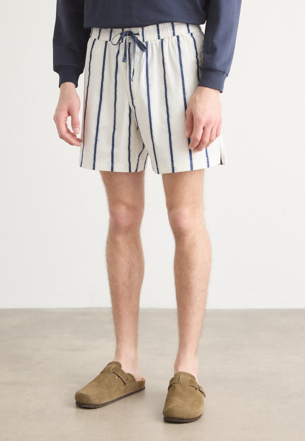 Шорты SANDREW BOSS, бежевый
Шорты SANDREW BOSS, бежевый