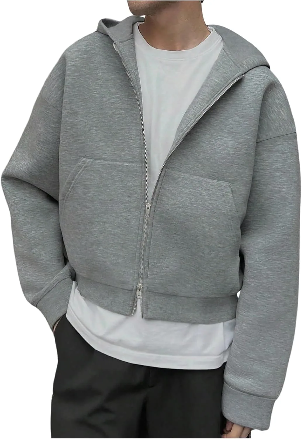 Мужская укороченная худи с капюшоном и карманами RoseSeek
Мужская укороченная худи с капюшоном и карманами RoseSeek